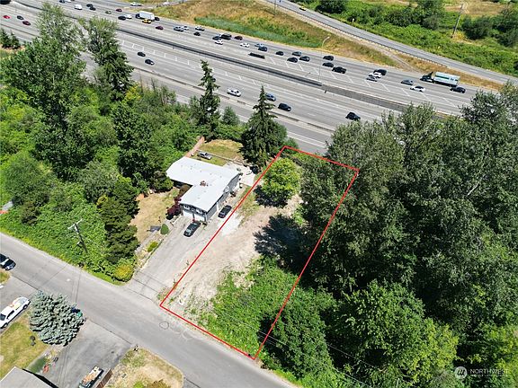 4th image of 166 XX 20th Avenue W