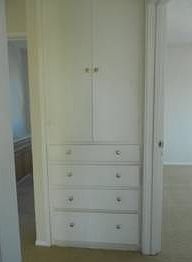 3rd image of 2208 W 43rd St