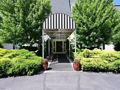 1851 King James Pkwy APT 303, Westlake, OH, 44145