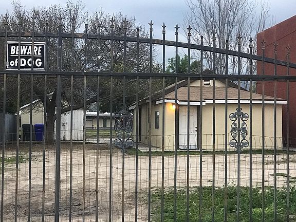 3rd image of 25738 9th St