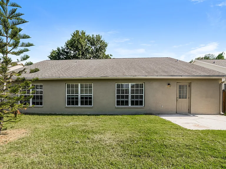 1434 Lakehurst Way — Photo 16