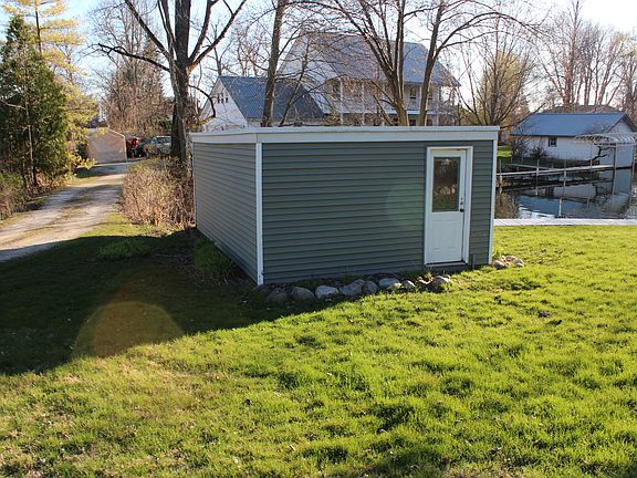 Boat house