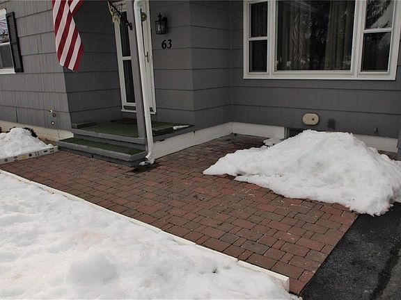 3rd image of 63 Sherwood Ave