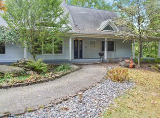 930 S Main St, Hubbard, OH 44425