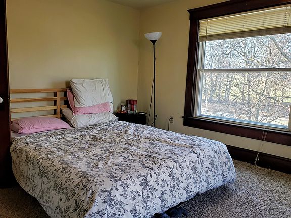 2nd image of 1607 S State St #2