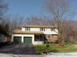 11 Crestview Ter, Nashua, NH 03060