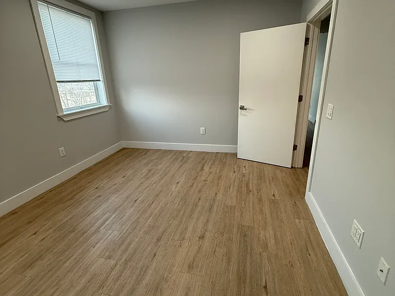 203 Mount Vernon Ave #302 — Photo 8