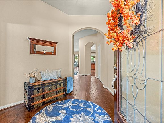 4th image of 24515 Avellino Ct