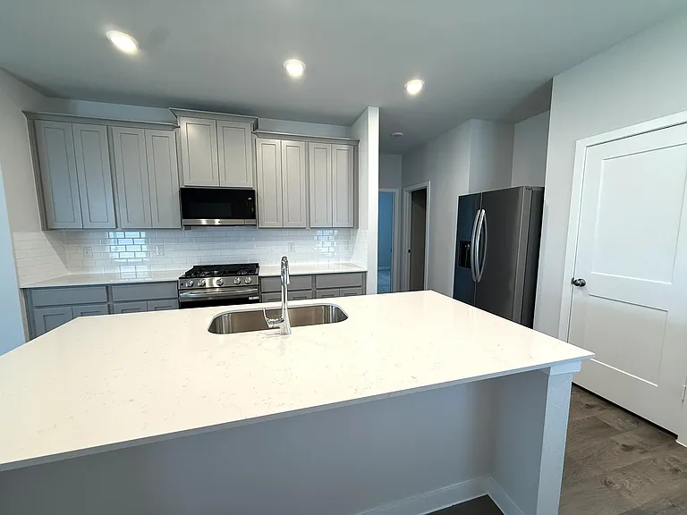 4018 Windy Whisper Dr — Photo 7