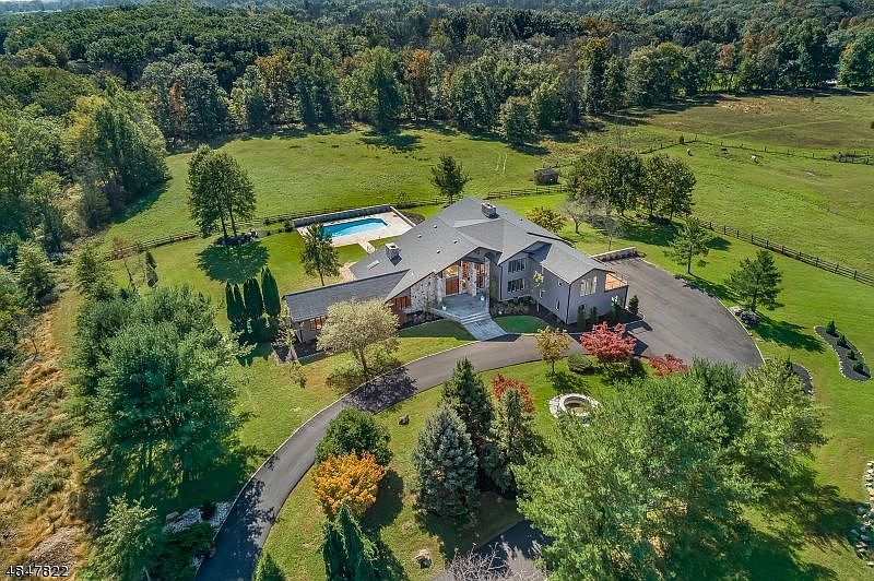 31 Felmley Rd, Tewksbury Township, NJ 08858 Zillow