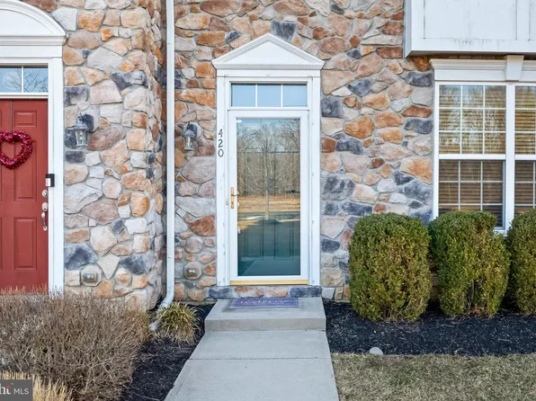 420 Aura Rd, Glassboro, NJ 08028