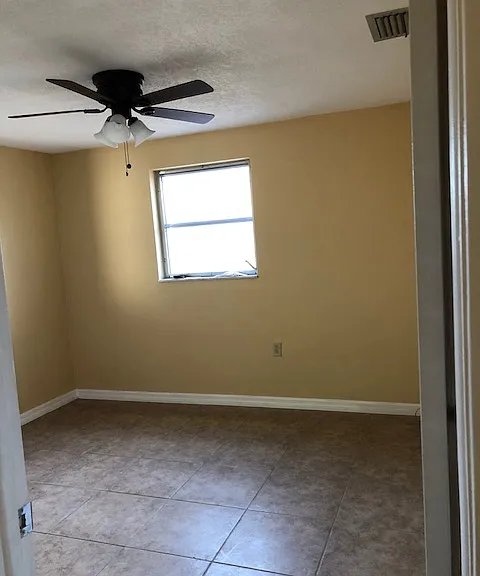 3137 Atlantis Dr — Photo 8