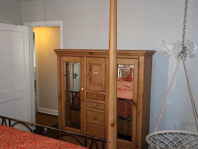 3811 S Drexel Ave — Photo 9