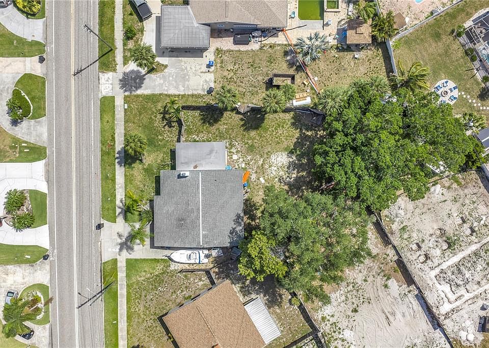 1st image of 4030 OVERLOOK DRIVE NE