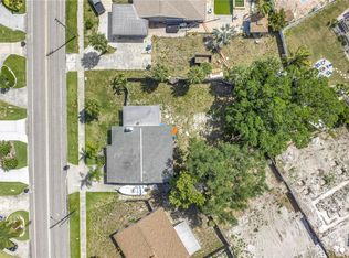 4030 Overlook Dr NE, Saint Petersburg, FL 33703