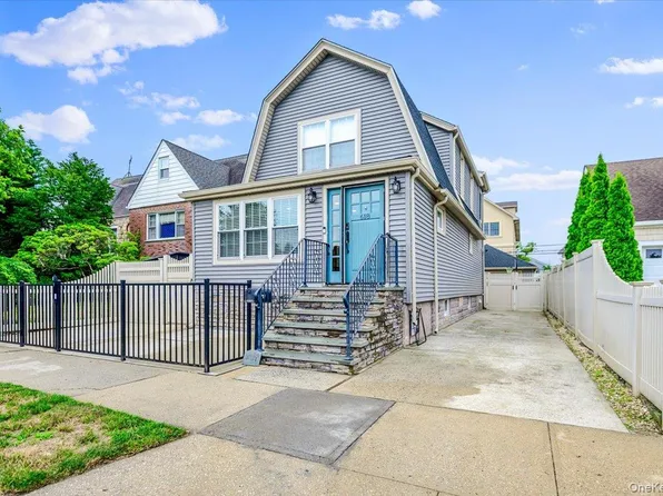 618 E Walnut Street, Long Beach, NY 11561