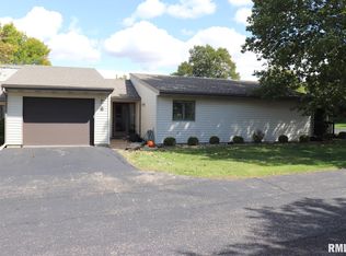 2223 Veterans Rd UNIT 8, Morton, IL 61550