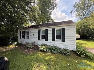 8411 Faldl Rd, Sylvania, OH 43560