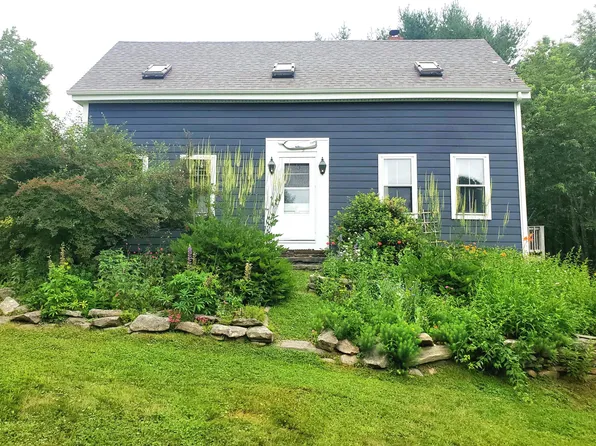 121 Town Hall Road, Edgecomb, ME 04556