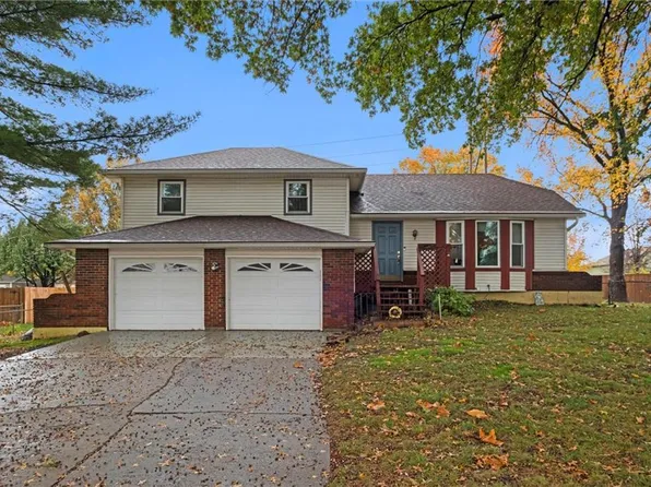 5530 Locust Ave, Kansas City, KS 66106