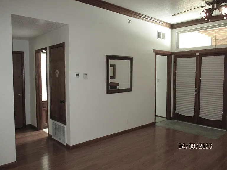 10409 Camino Del Oso NE — Photo 15