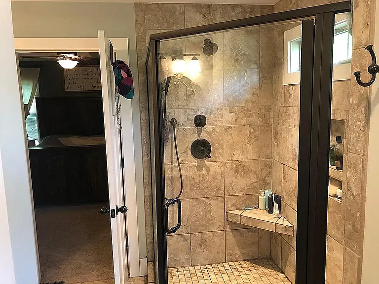 1320 Whitower Dr — Photo 13