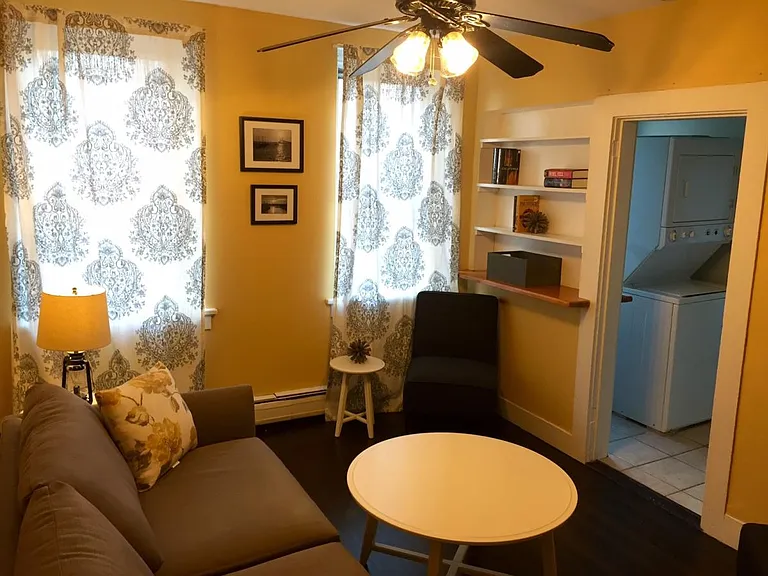 372 Thames St #2 — Photo 8