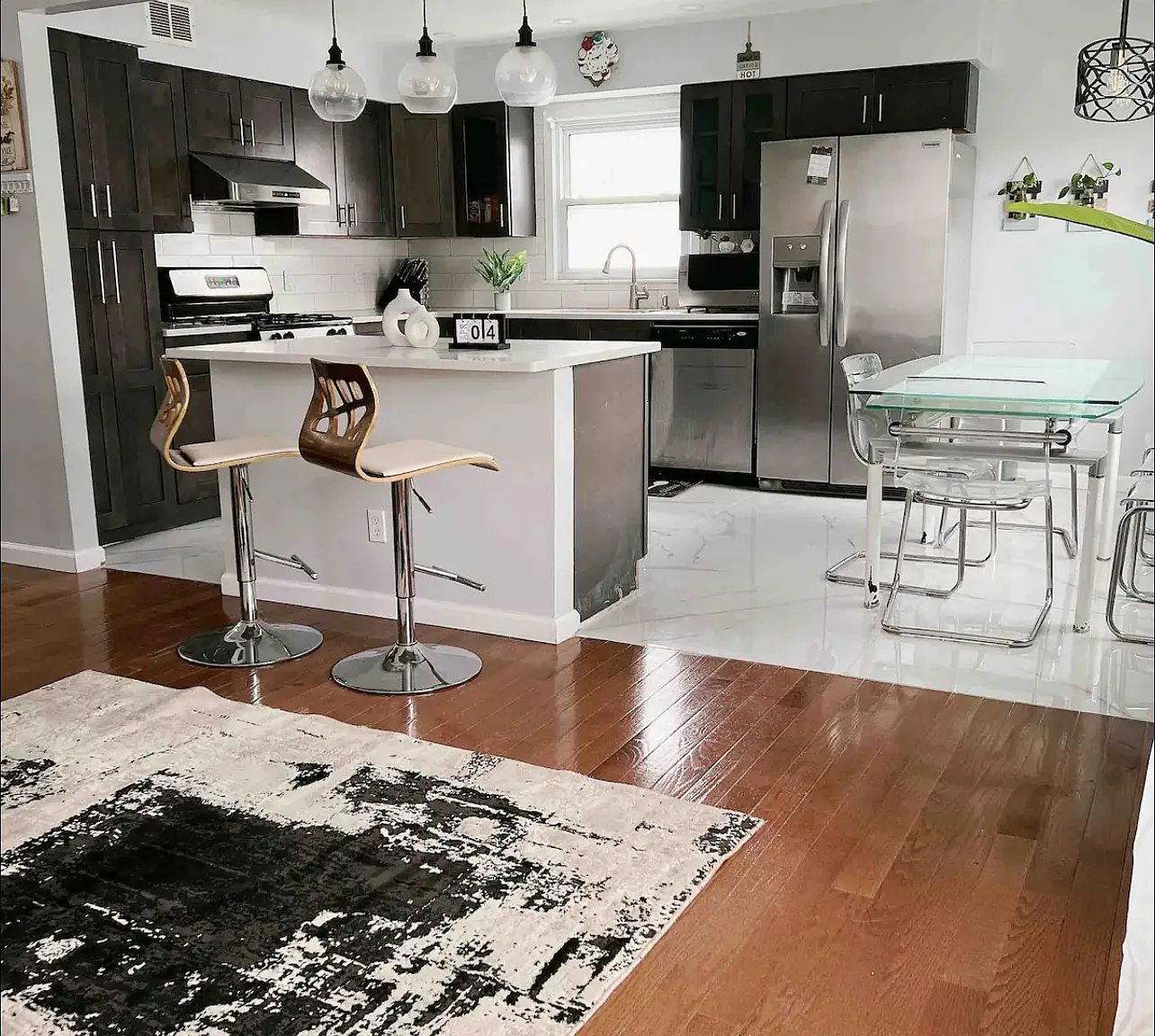 3 bed, $2,600 — Photo 3