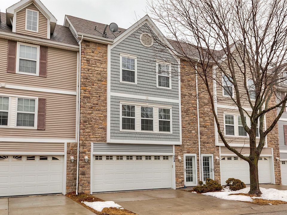 1st image of 304 NE Olivewood