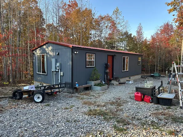 63040 Maple Branch Ln, Crawford, TN 38554