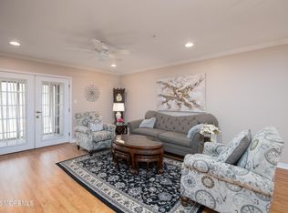 48 Wild Turkey Way #B, Manalapan, NJ 07726