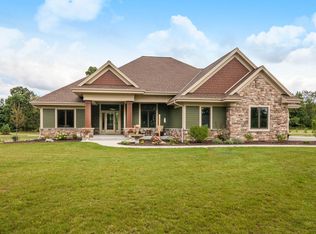 1154 N Griffith Rd, Summit, WI 53066