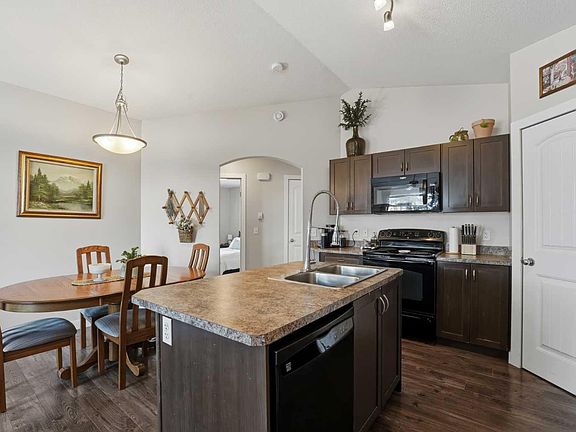 2nd image of 31 Jamieson Ave #124