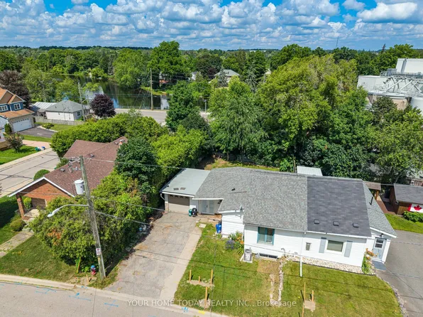61 Church St W, Halton Hills, ON L7J 1K1