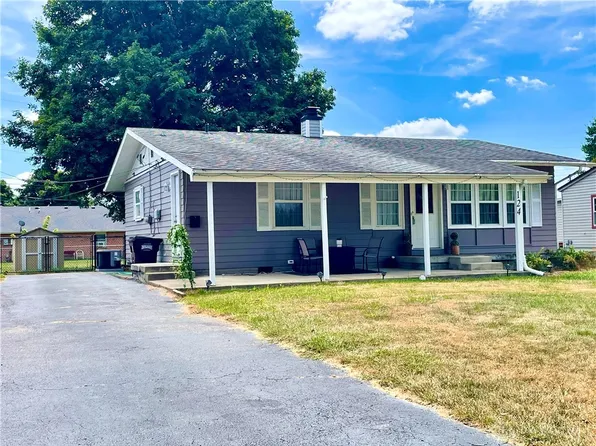 124 W Oak St, West Alexandria, OH 45381