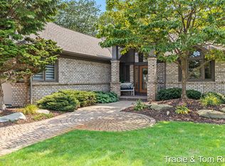 6690 Blakely Dr NE, Rockford, MI 49341