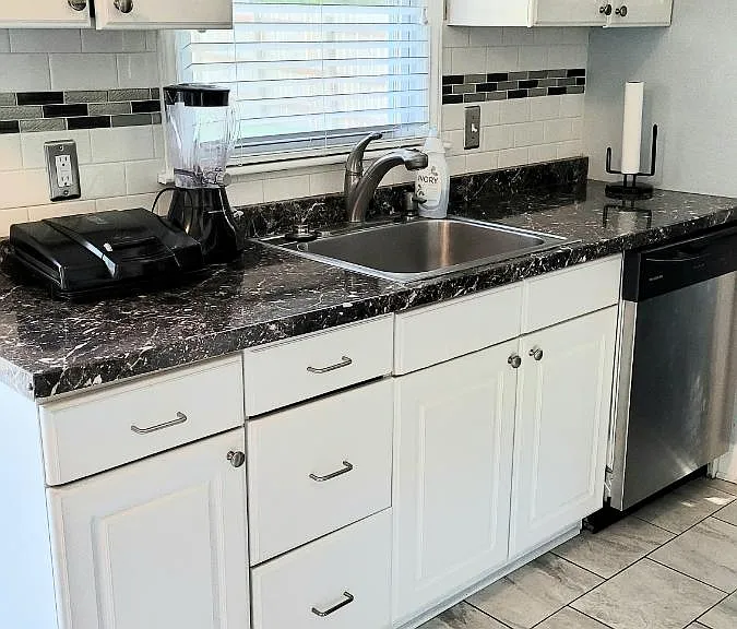10501 W 73rd St — Photo 3