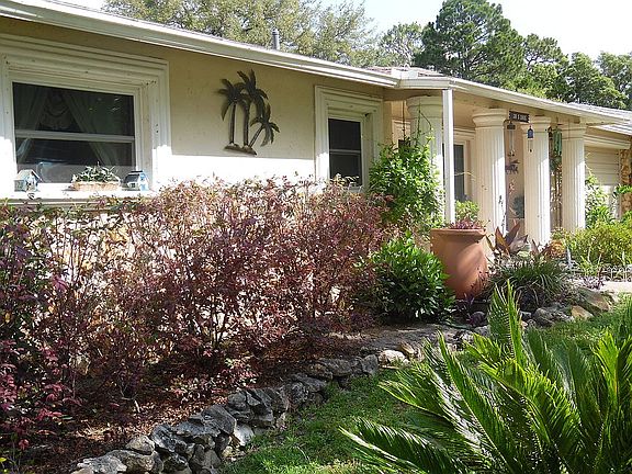 front from SW corner