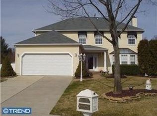 6 Bainbridge Ct, Sicklerville, NJ 08081