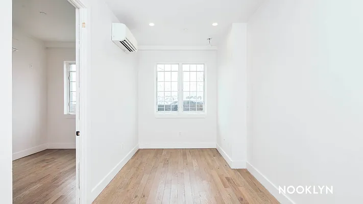 Rented by Nooklyn NYC LLC | media 37