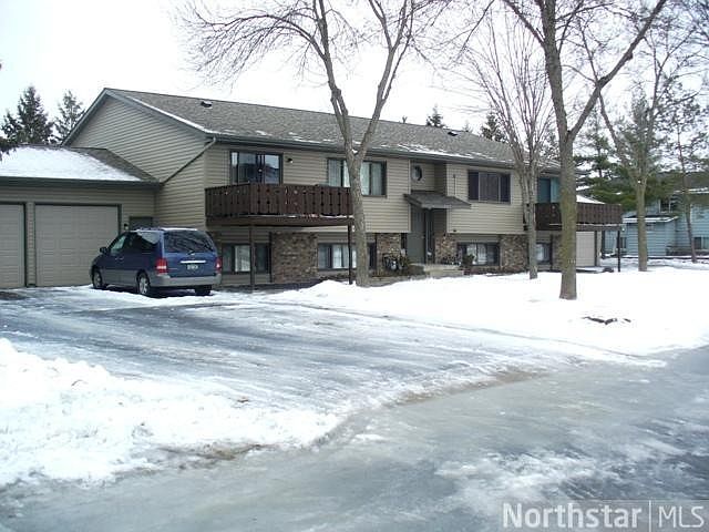 1st image of 3085 Riverwood Dr