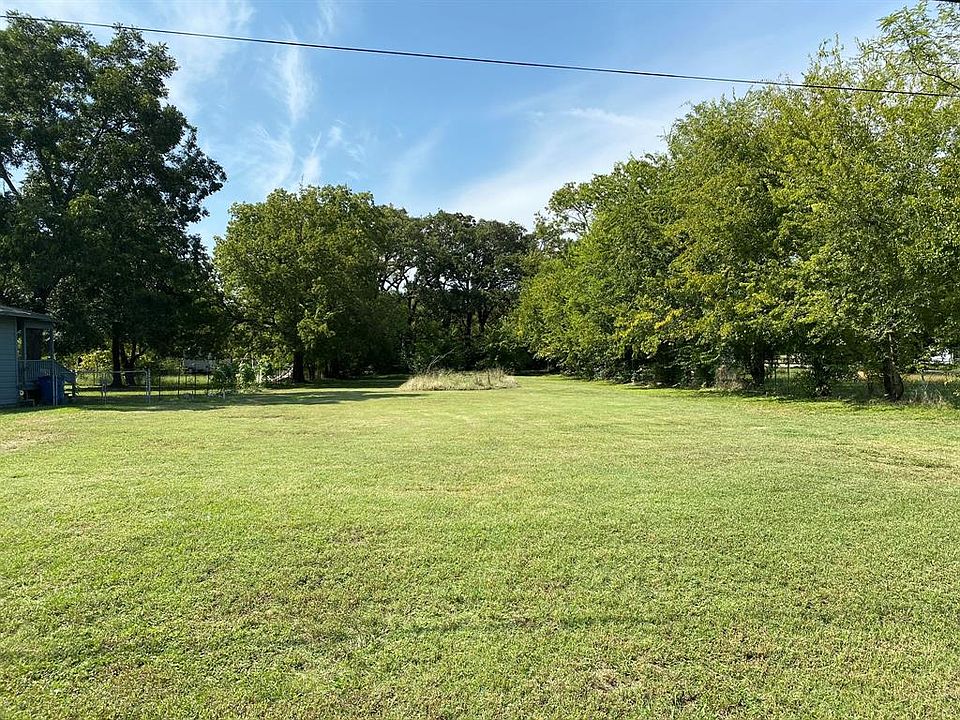 1st image of 715 N Smith St Lot 8
