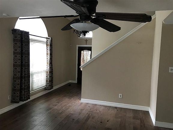 4th image of 10842 Braeburn Bend Dr