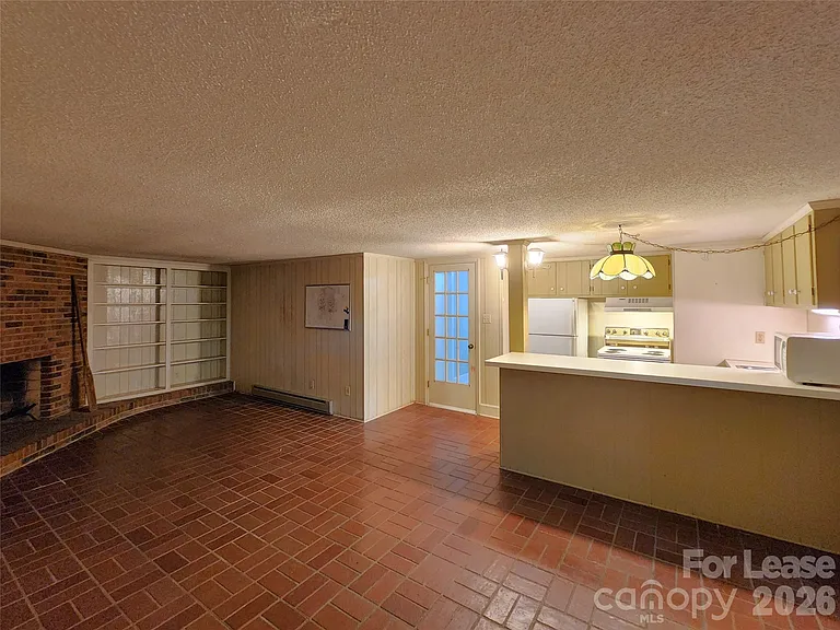 3340 Silver Stream Rd — Photo 24