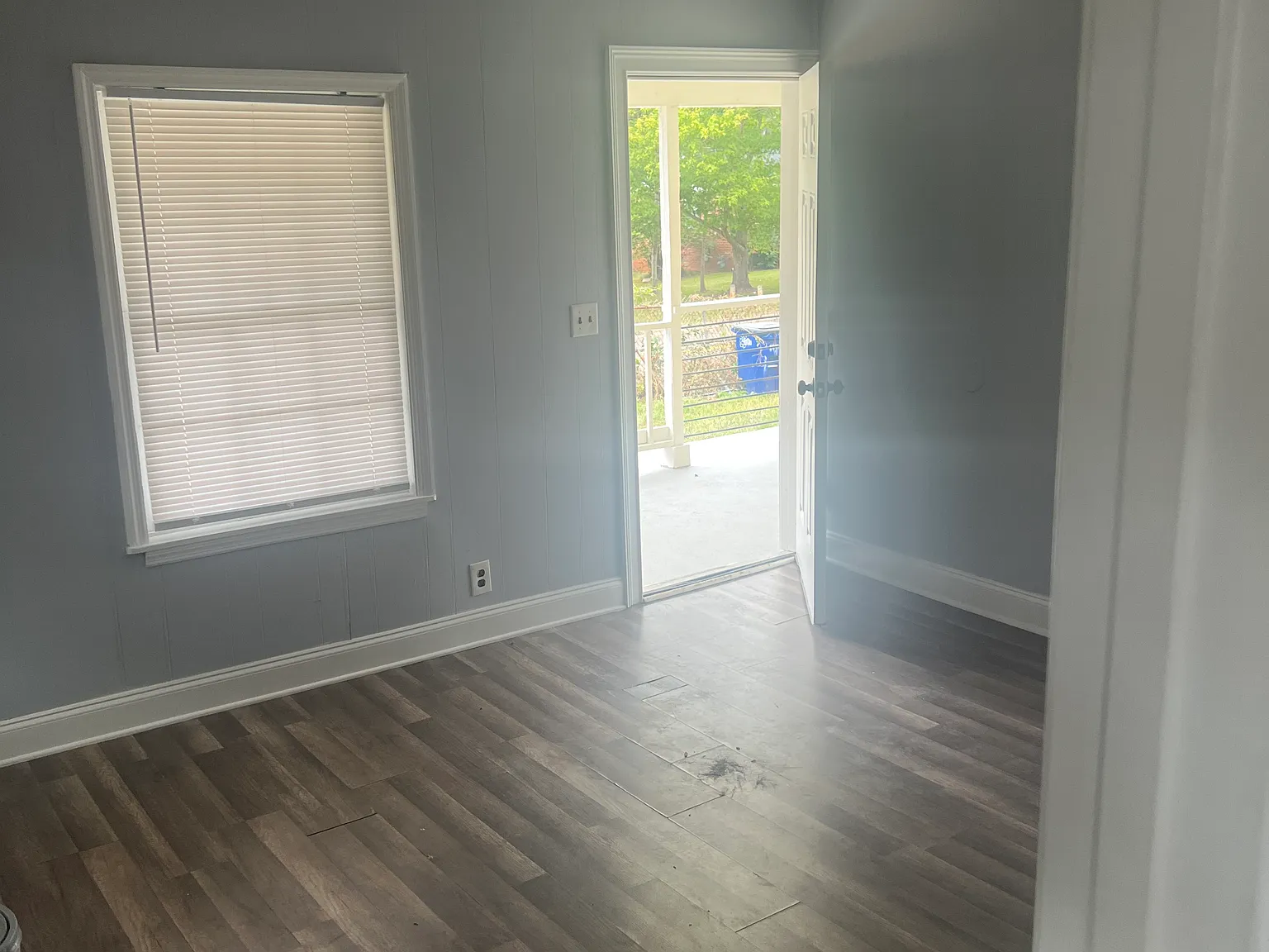 3 bed, 1247 sqft, $1,499 — Photo 1