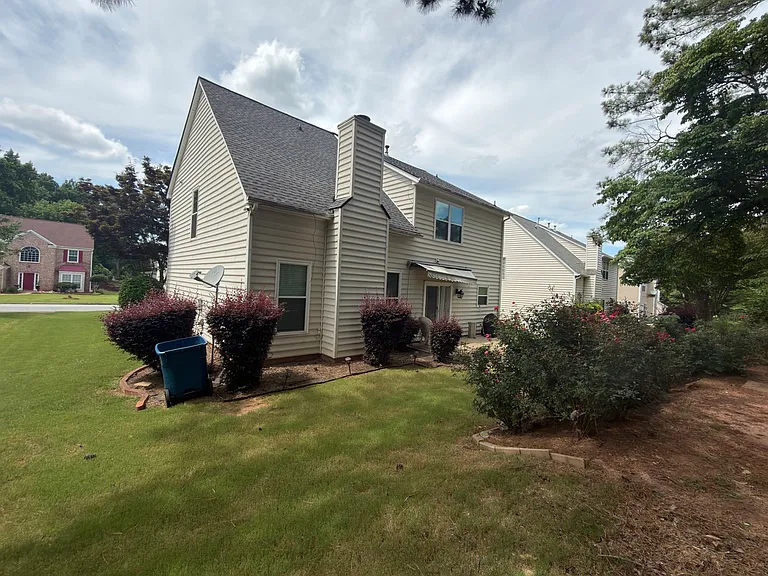 1570 Valley Club Dr — Photo 12