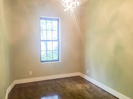 Rented by Premier Metro Realty Corp | media 13