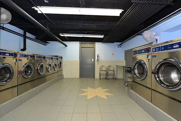 Sold by Keller Williams Realty Landmark | media 33