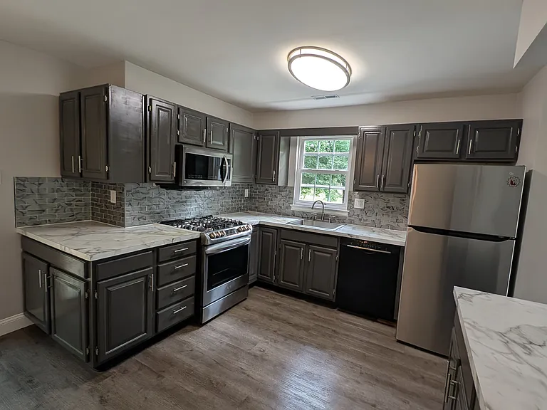 16 Rampart Dr #16 — Photo 43