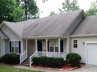 270 Beaver Ridge Dr, Youngsville, NC 27596